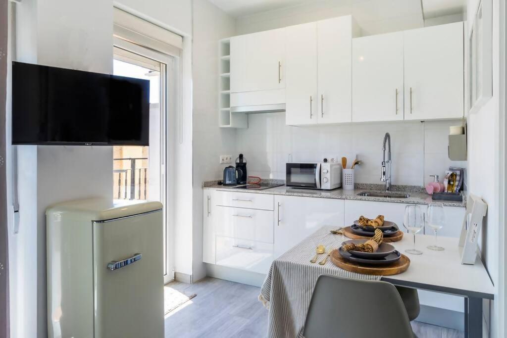 Apartamento Pink Vistalegre Торевьиа Экстерьер фото